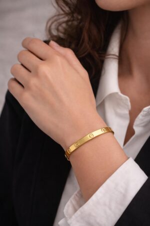 N0001 (1) Core Gold Cuff_