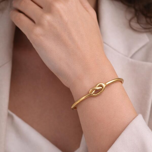 N0002 (2) Bond Open Cuff