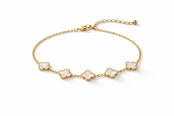 Pearl Clover Bracelet