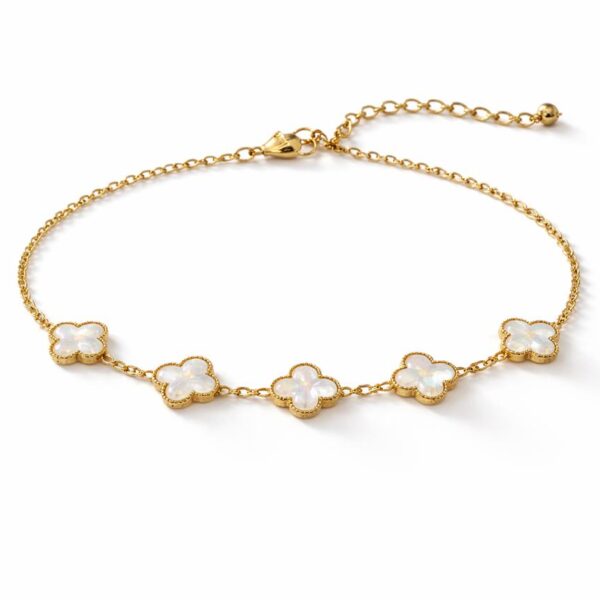 Pearl Clover Bracelet