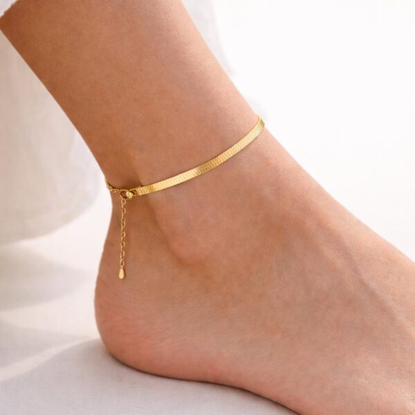 N0006 (1) Luna Chain Anklet