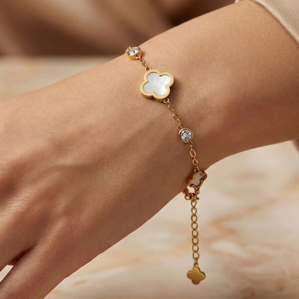 N0011 (2) Golden Clover Bracelet