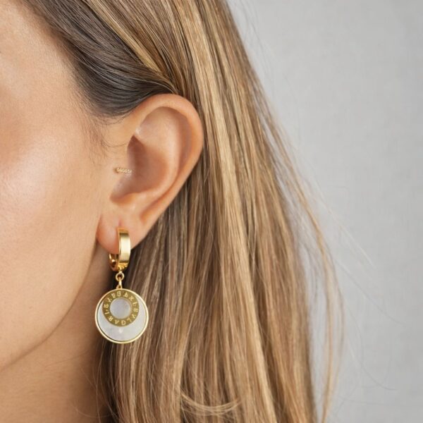 N0038 (1) White Circle Gold