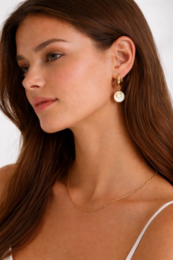 N0038 (2) White Circle Gold