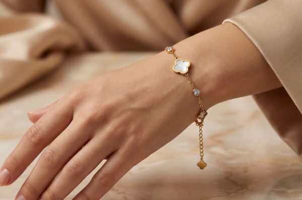 Golden Clover Bracelet_