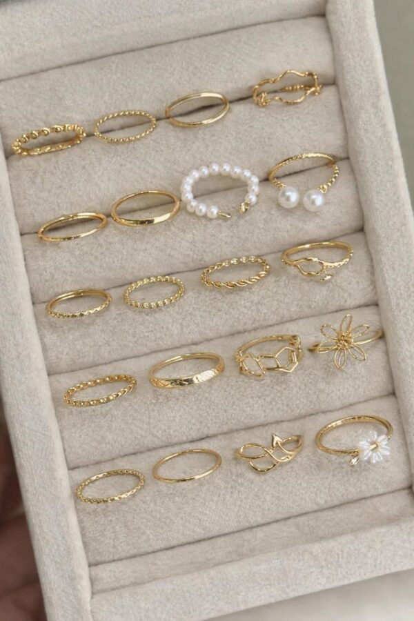 Golden Bloom Ring Set_